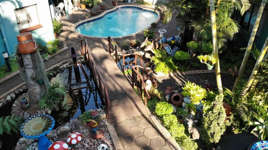 La Rochelle Inn Richards Bay Bagian luar foto